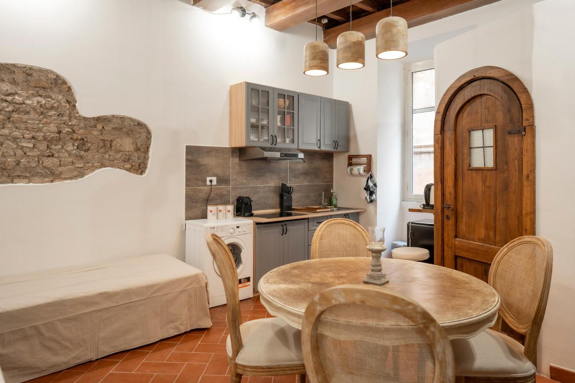 Home Domus Capocci - Rione Monti Roma Exterior foto
